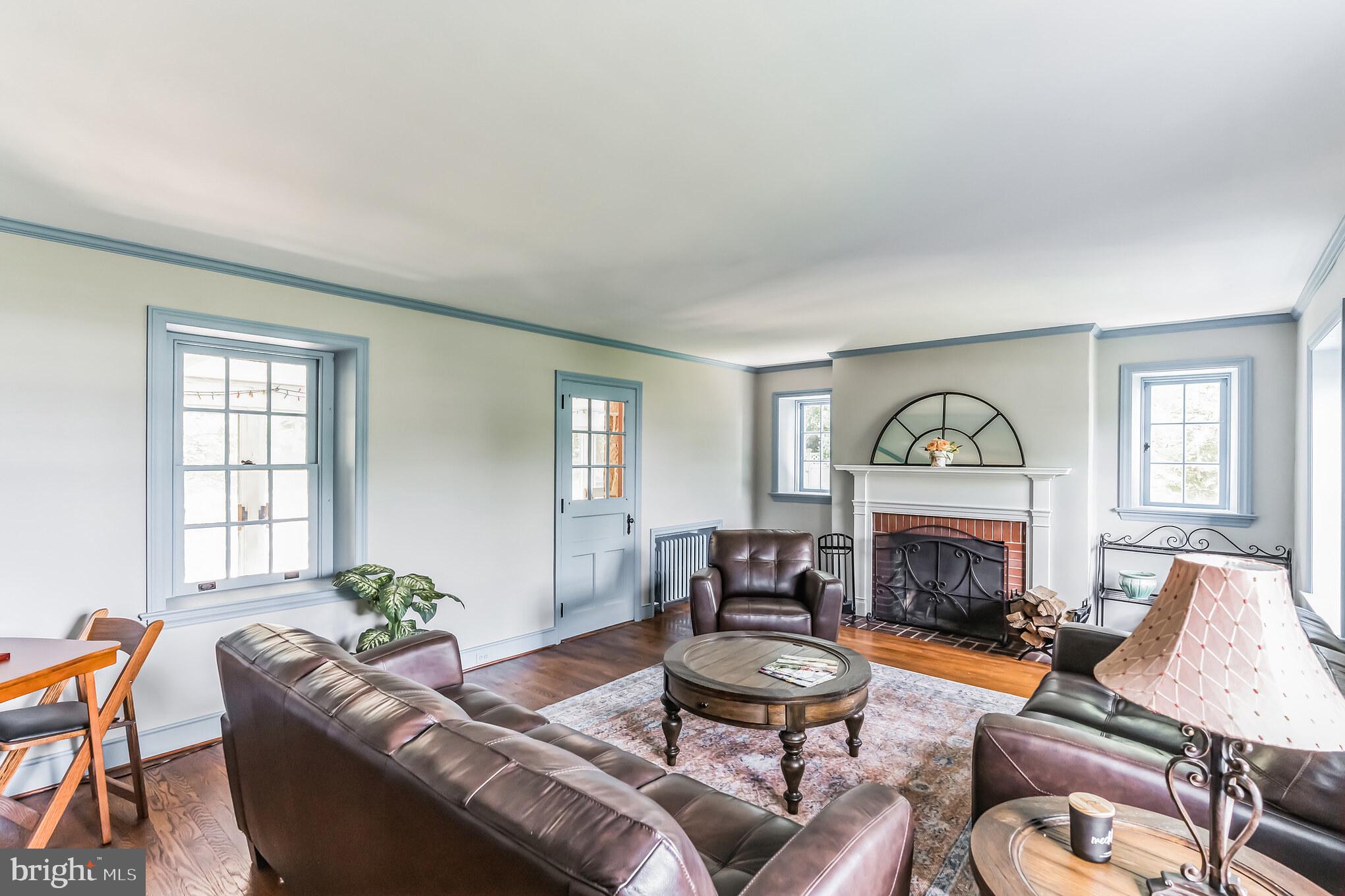 CURRAN TERRACE - Residential