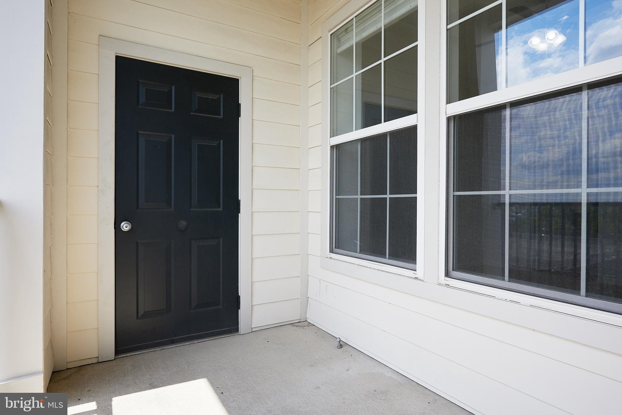 THE COLONNADE AT KENTLANDS - Residential