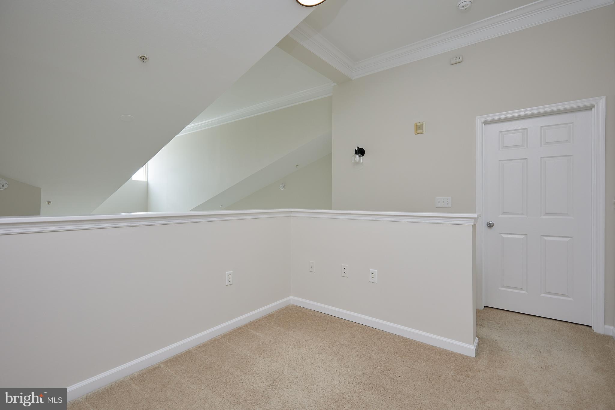 THE COLONNADE AT KENTLANDS - Residential