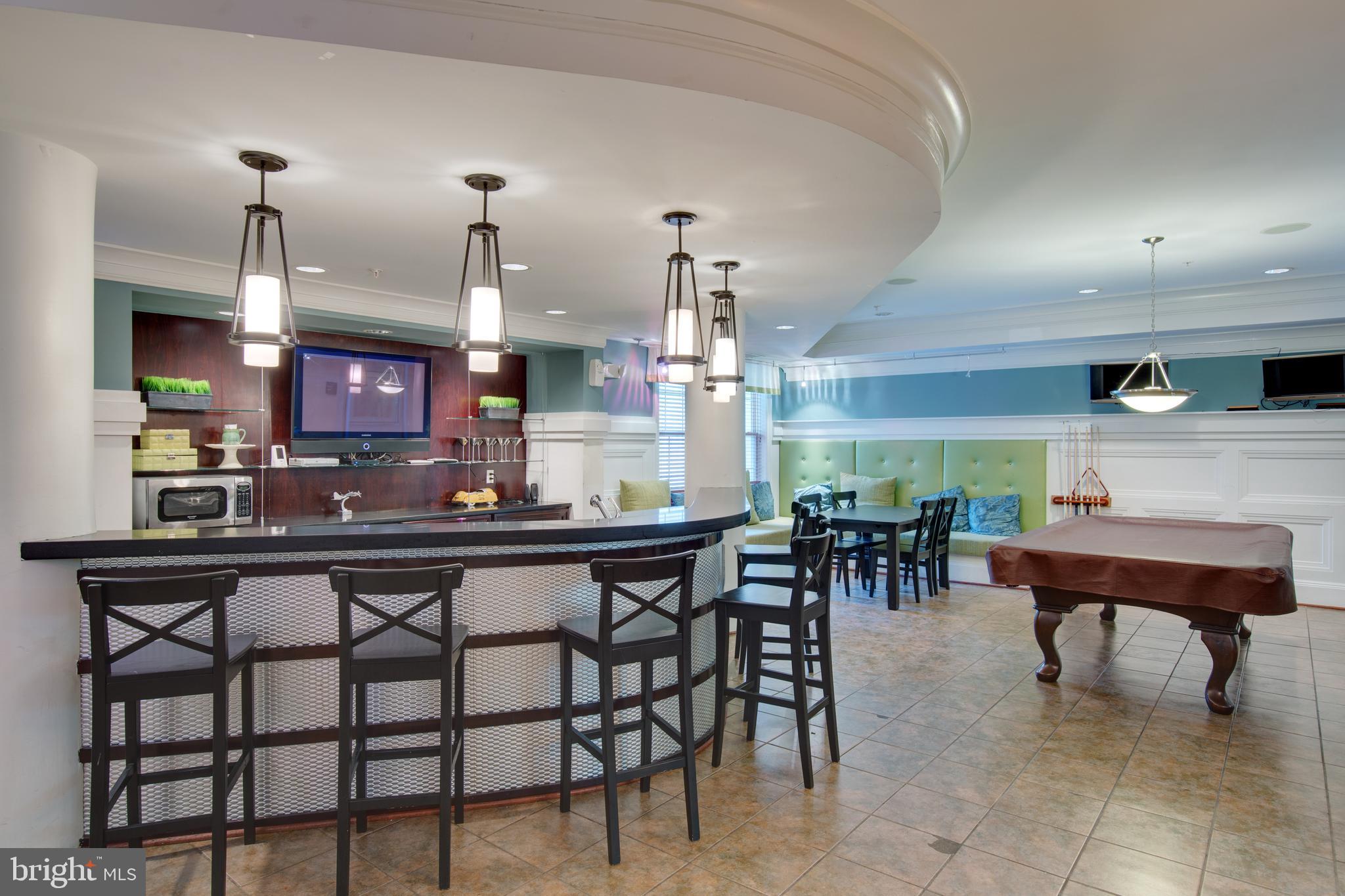 THE COLONNADE AT KENTLANDS - Residential