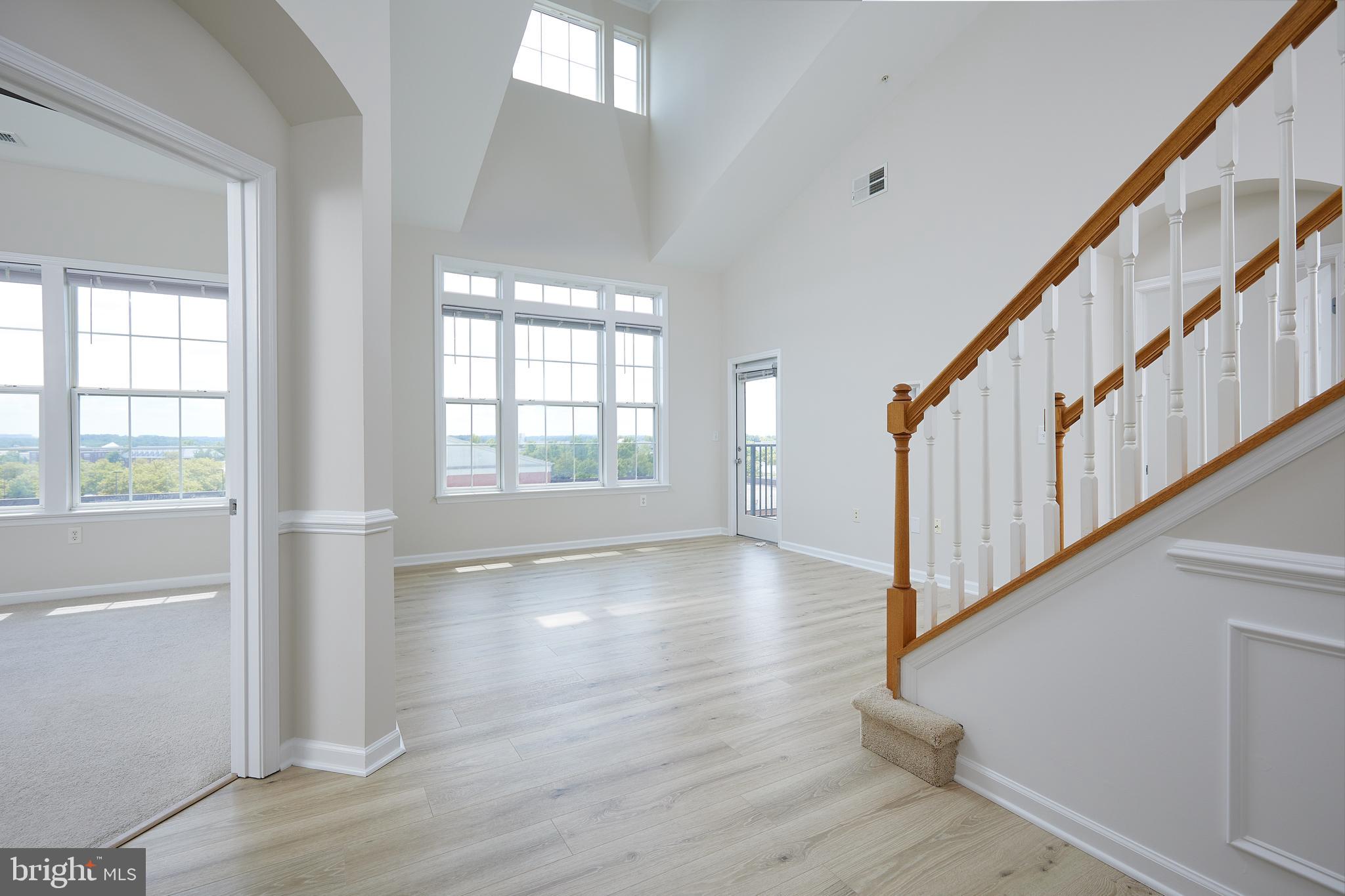 THE COLONNADE AT KENTLANDS - Residential