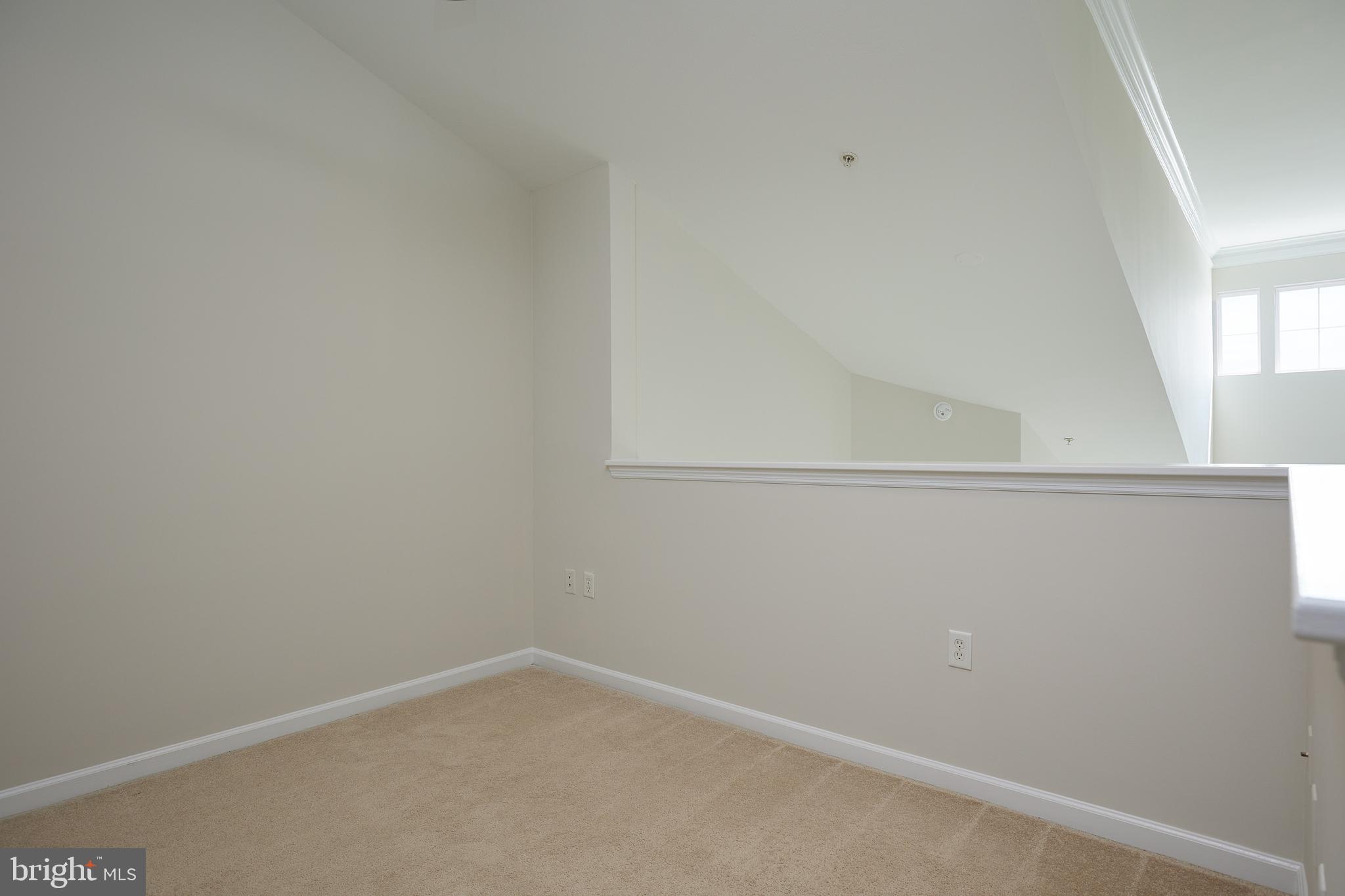 THE COLONNADE AT KENTLANDS - Residential