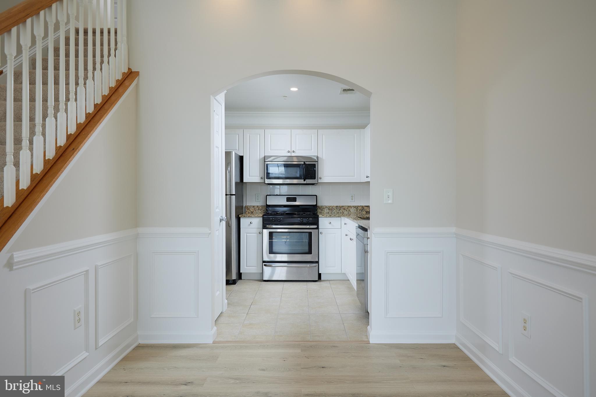 THE COLONNADE AT KENTLANDS - Residential