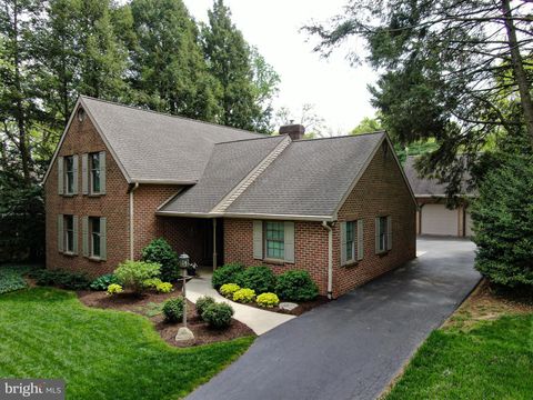 Photo of 1120 W Main Street, EPHRATA, PA 17522 (MLS # PALA2068604)