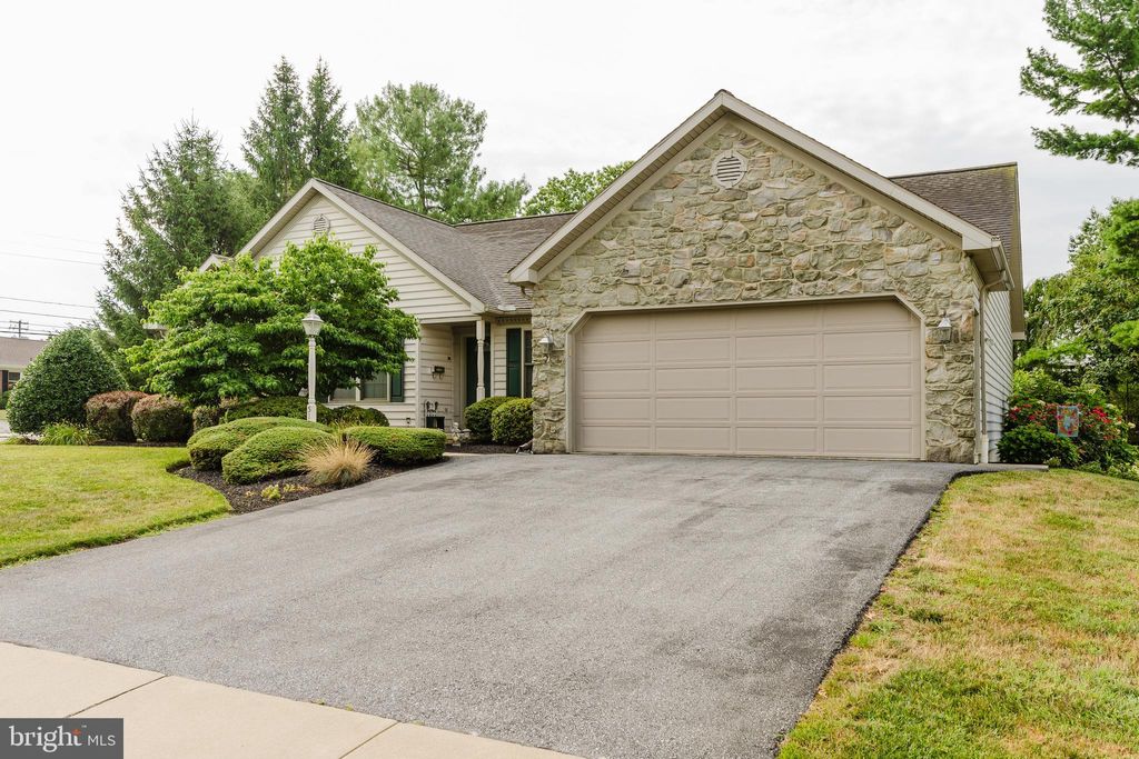 Photo of 512 Westfield Drive, New Holland, PA 17557 (MLS # PALA2054034)