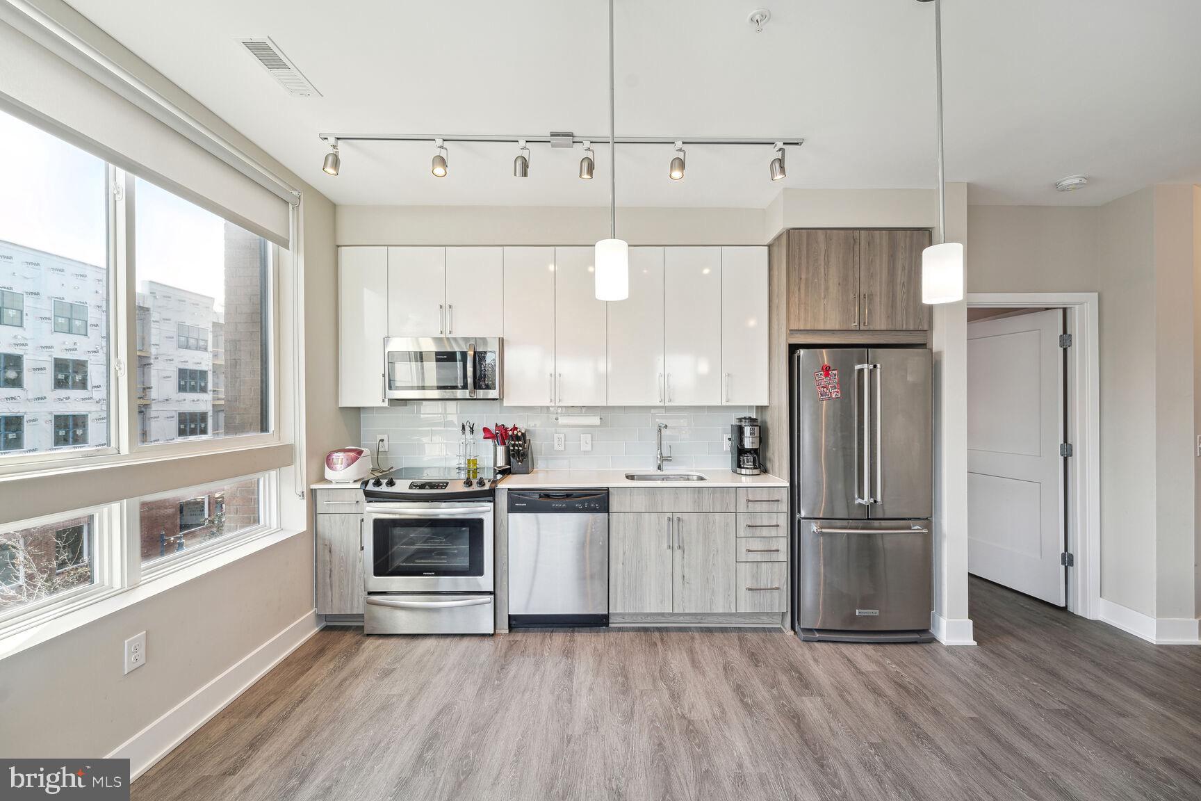 NATIONAL HARBOR - Residential Lease