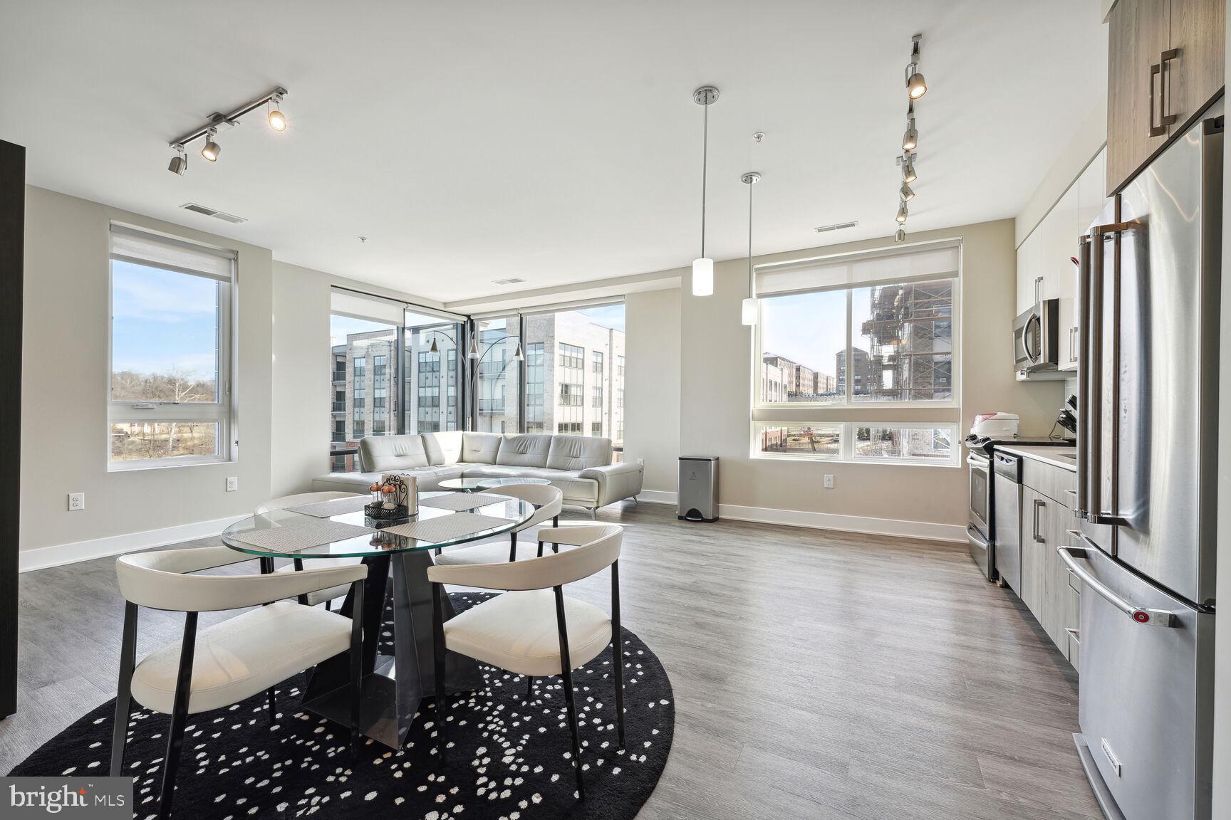 NATIONAL HARBOR - Residential Lease