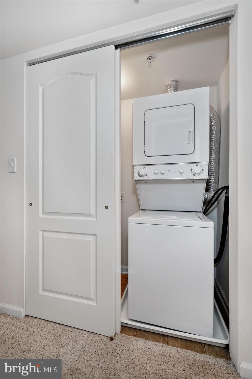 CONGRESSIONAL VILLAG - Residential