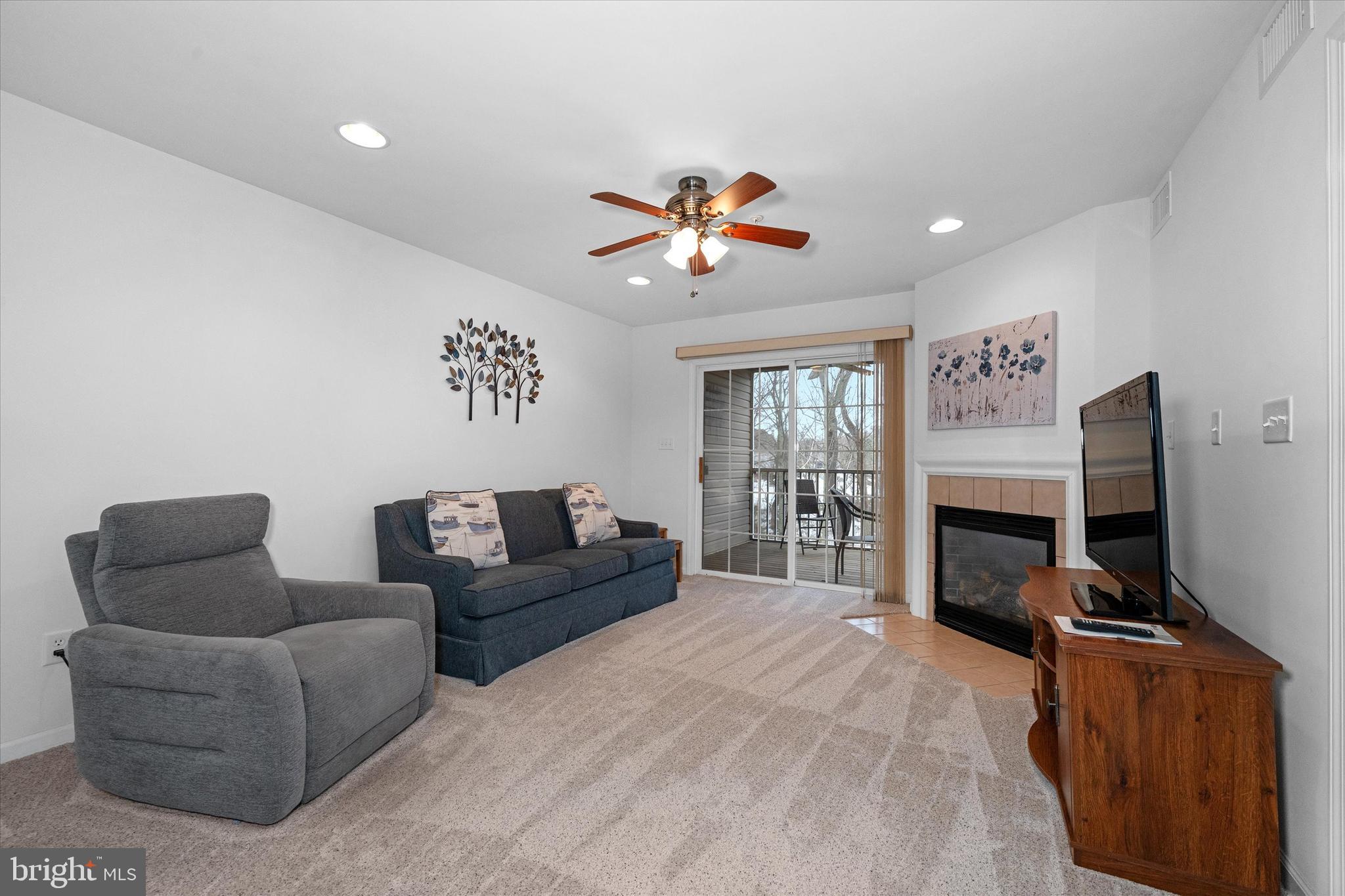 CONGRESSIONAL VILLAG - Residential