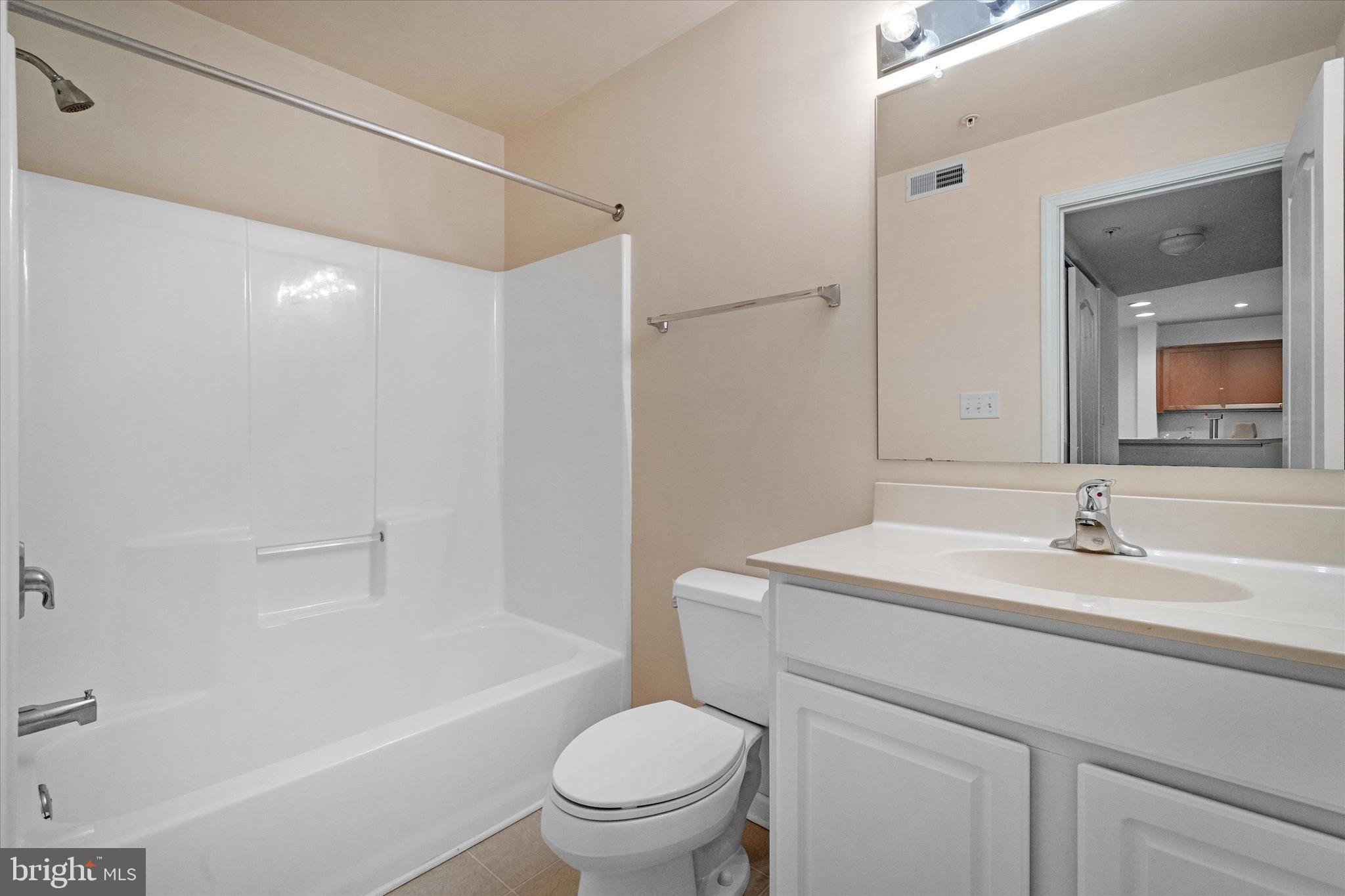 CONGRESSIONAL VILLAG - Residential