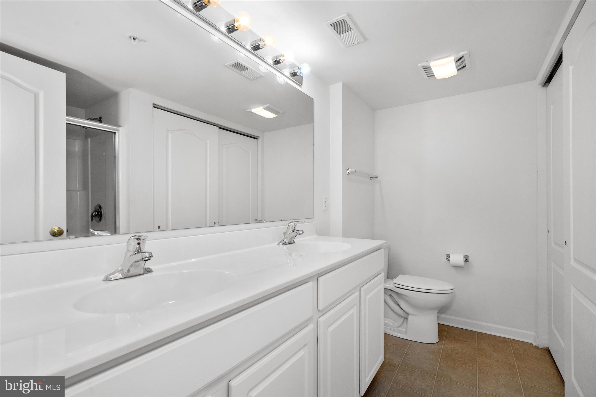 CONGRESSIONAL VILLAG - Residential