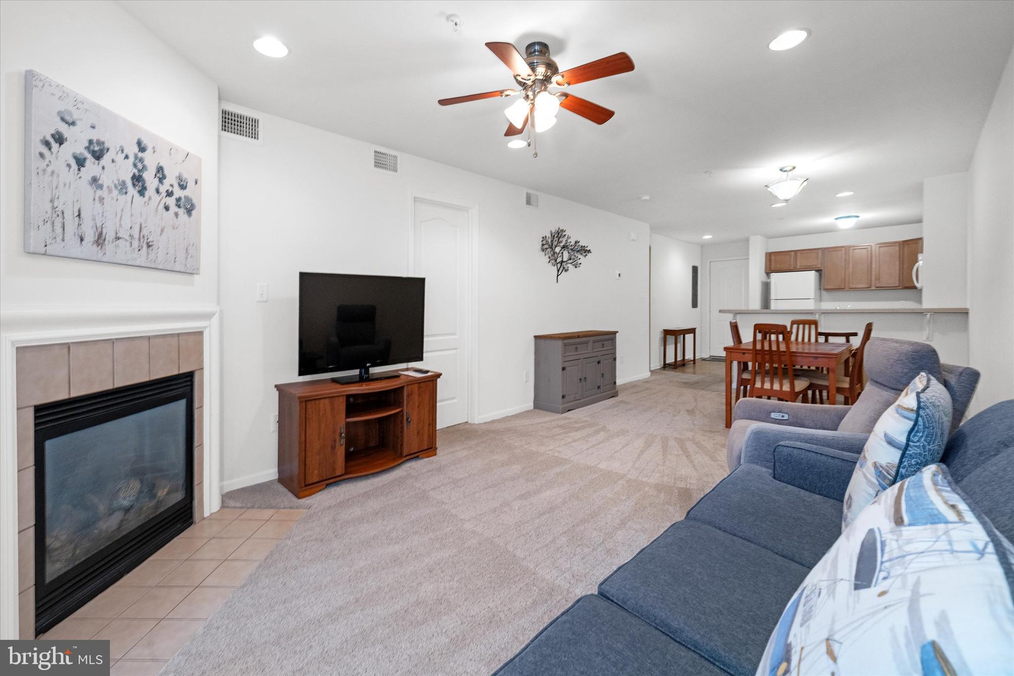 CONGRESSIONAL VILLAG - Residential