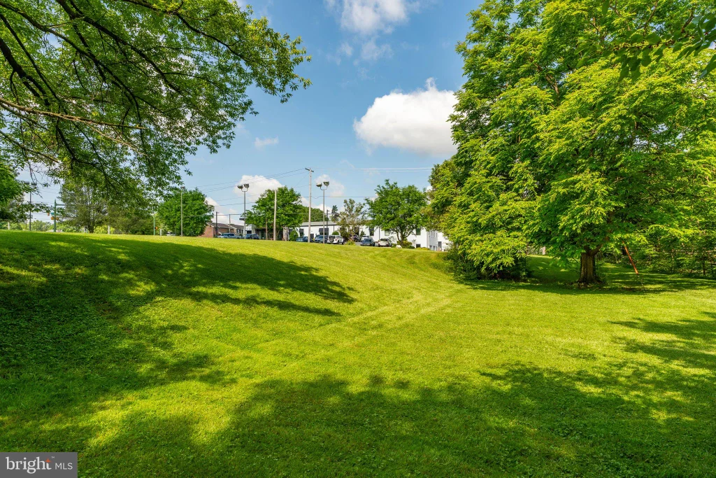 601 E Main Street, Lititz, PA 17543