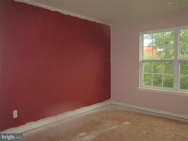 HICKORY OVERLOOK - Residential