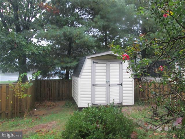 HICKORY OVERLOOK - Residential