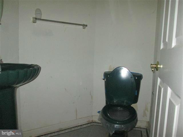 HICKORY OVERLOOK - Residential