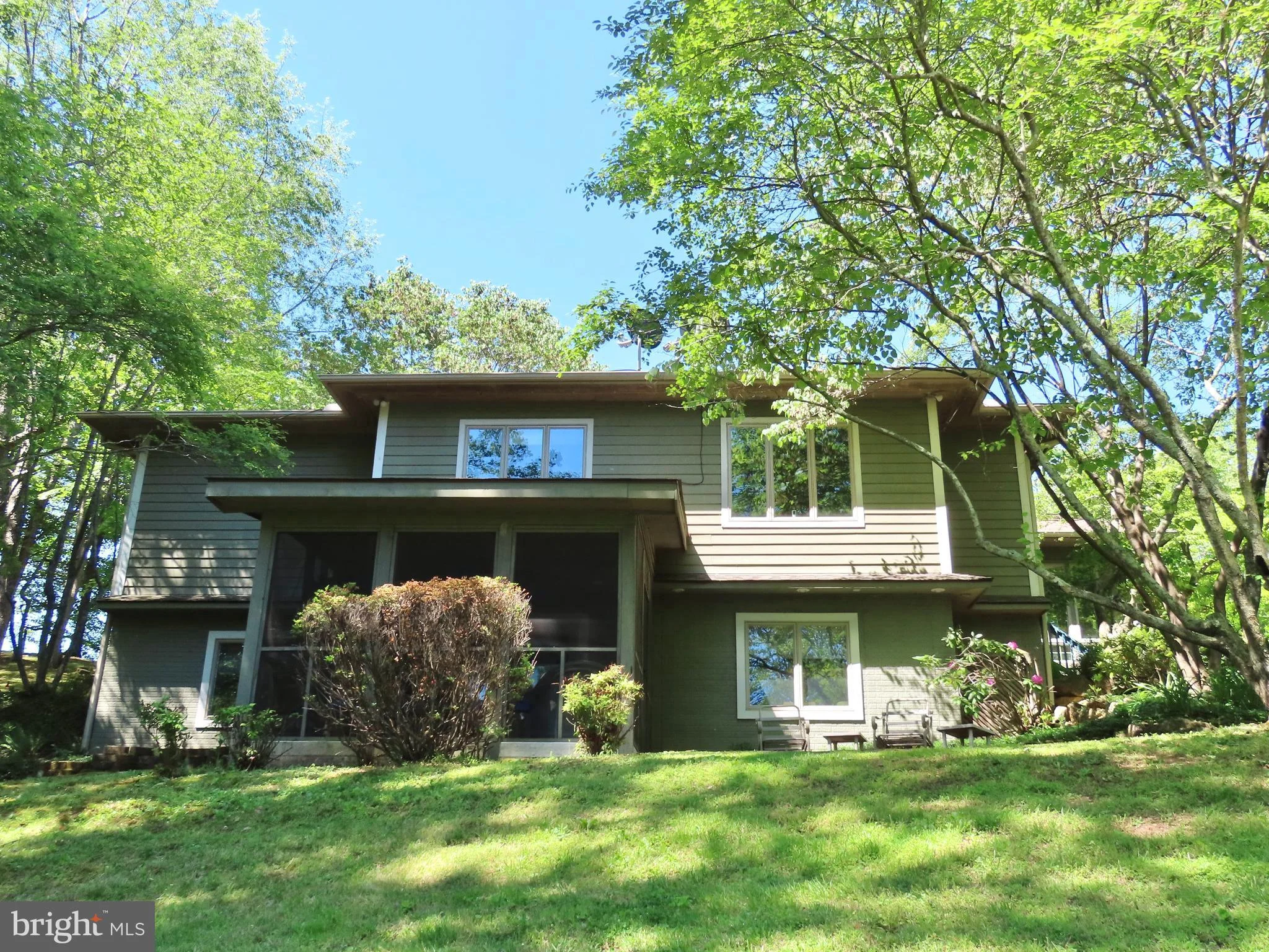 3016 Etlan Rd