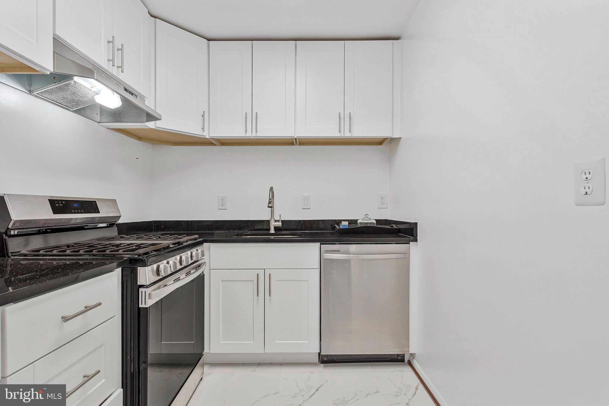 MONTPELIER VILLAGE - Residential