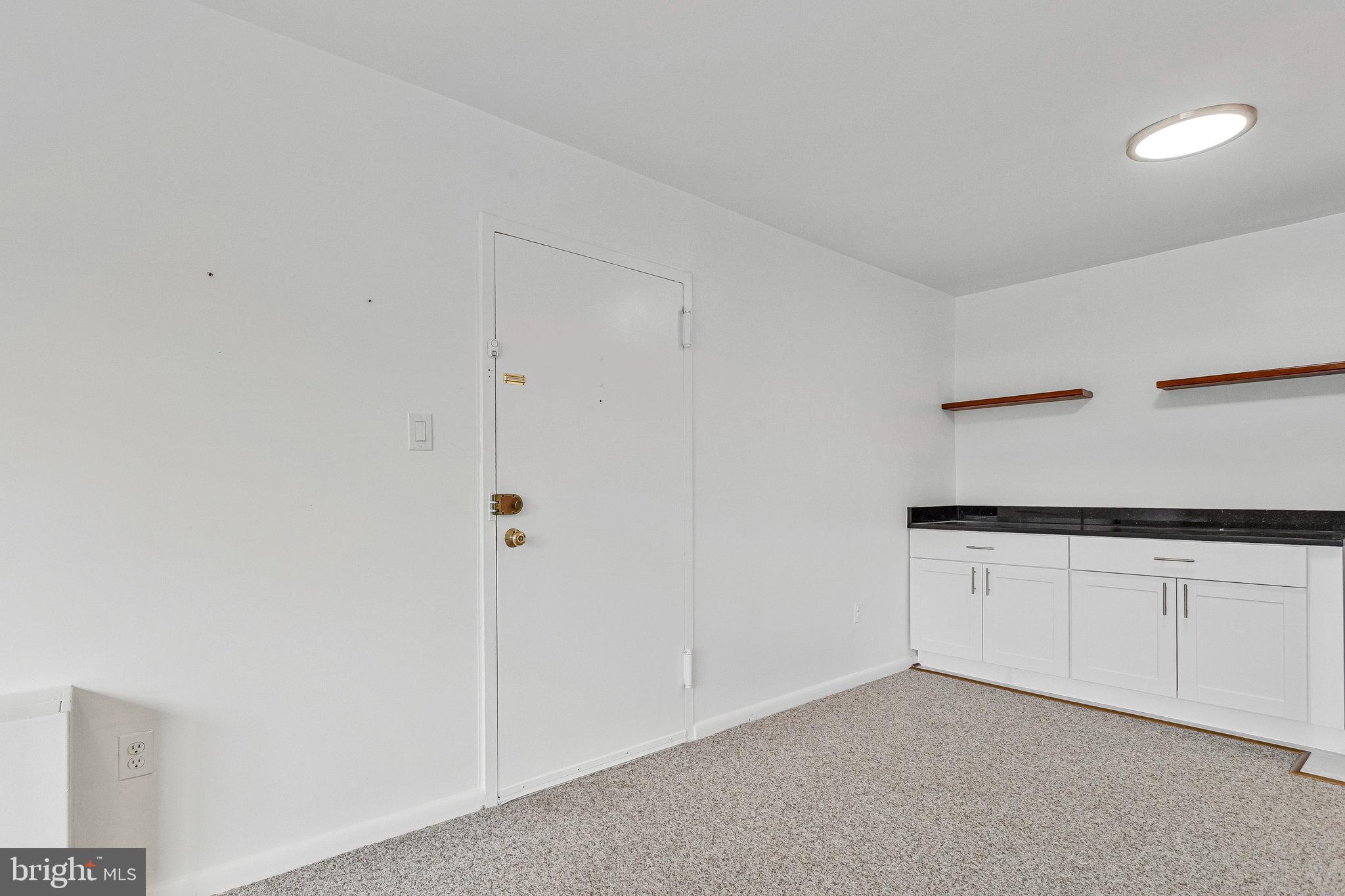 MONTPELIER VILLAGE - Residential