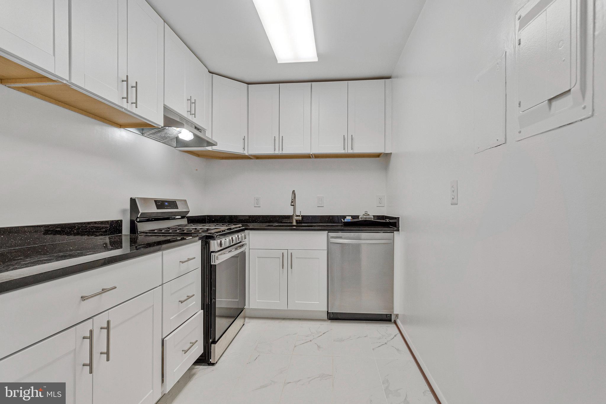 MONTPELIER VILLAGE - Residential