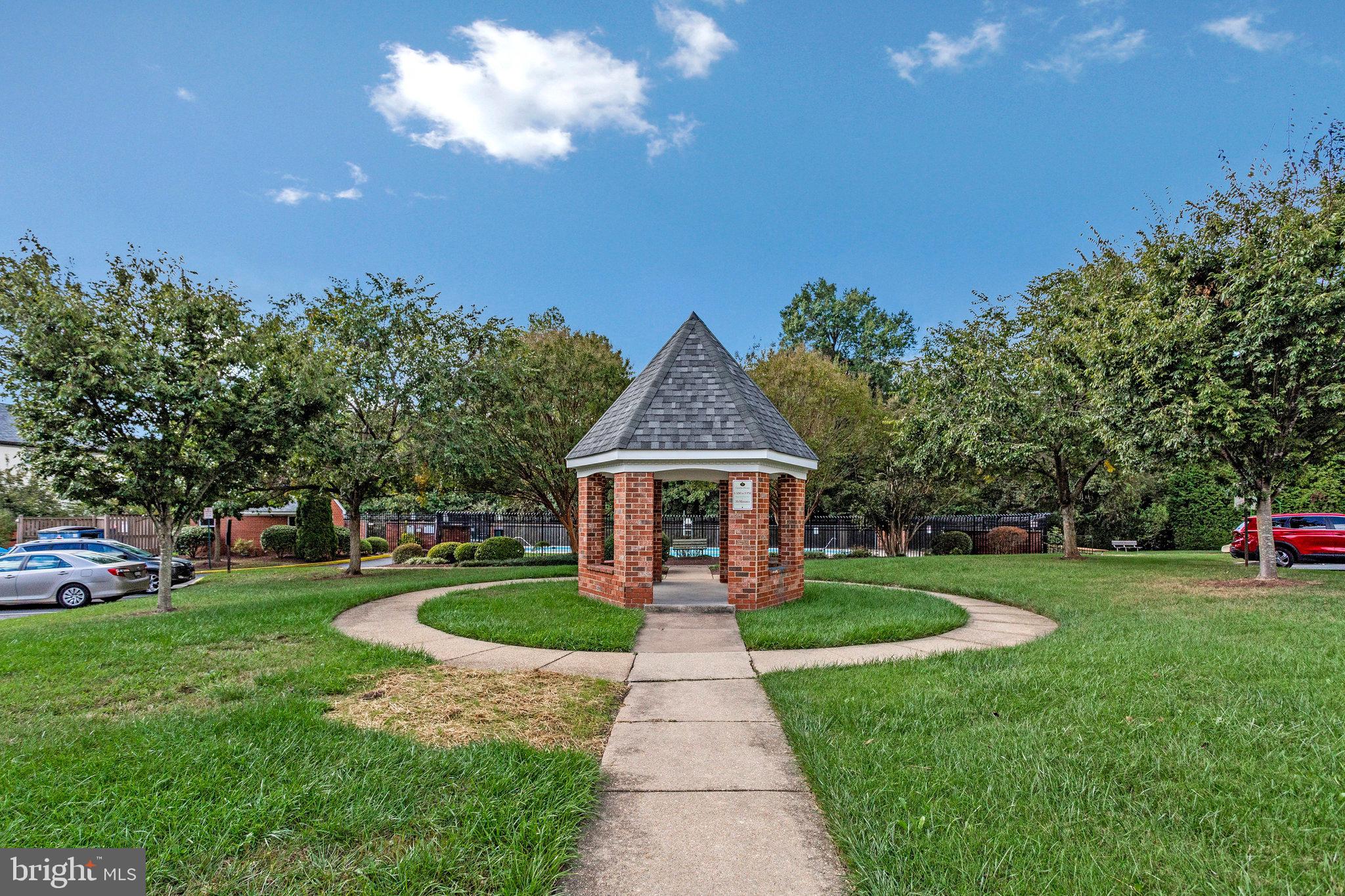 MONTPELIER VILLAGE - Residential