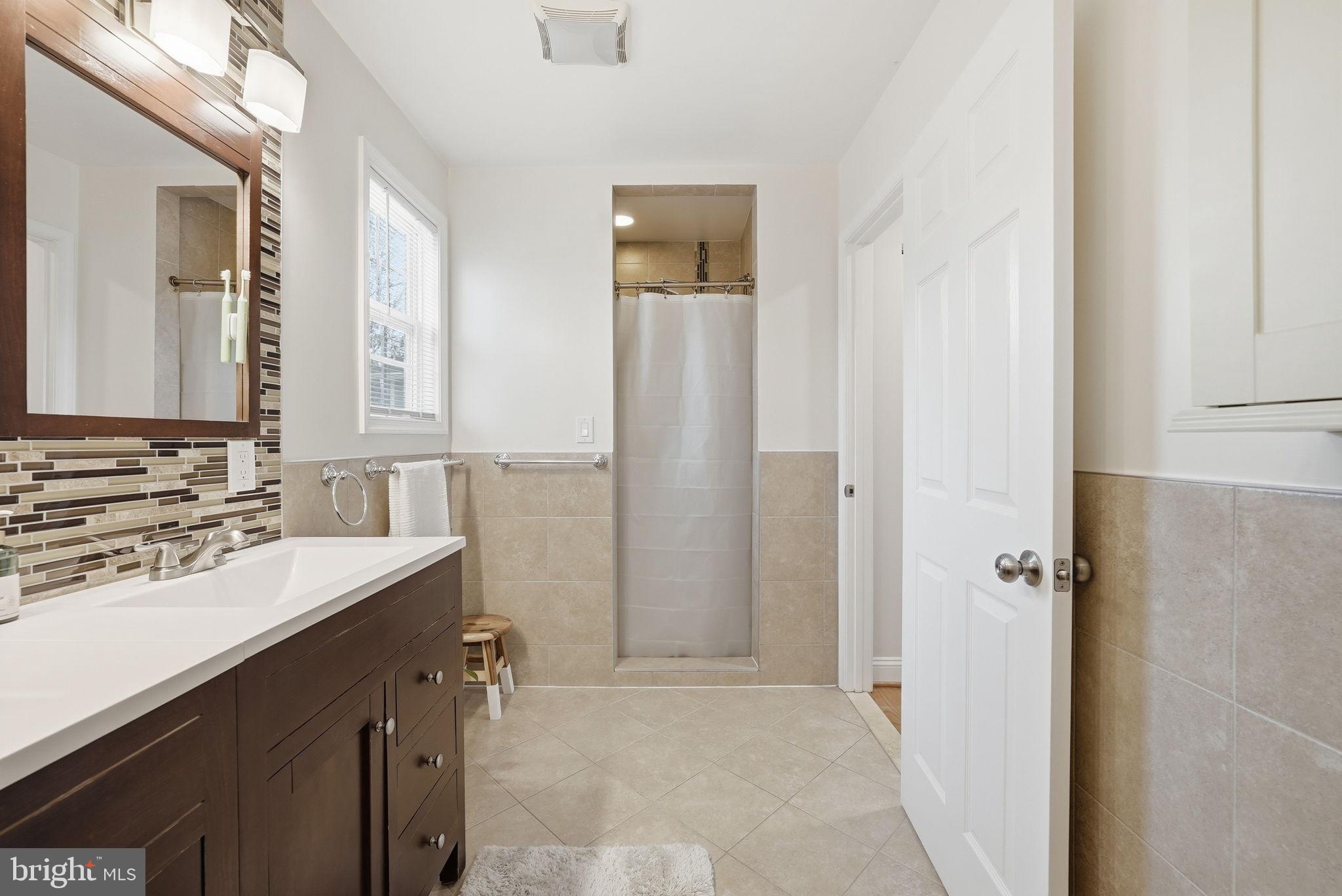 HIGHLAND VIEW - Residential