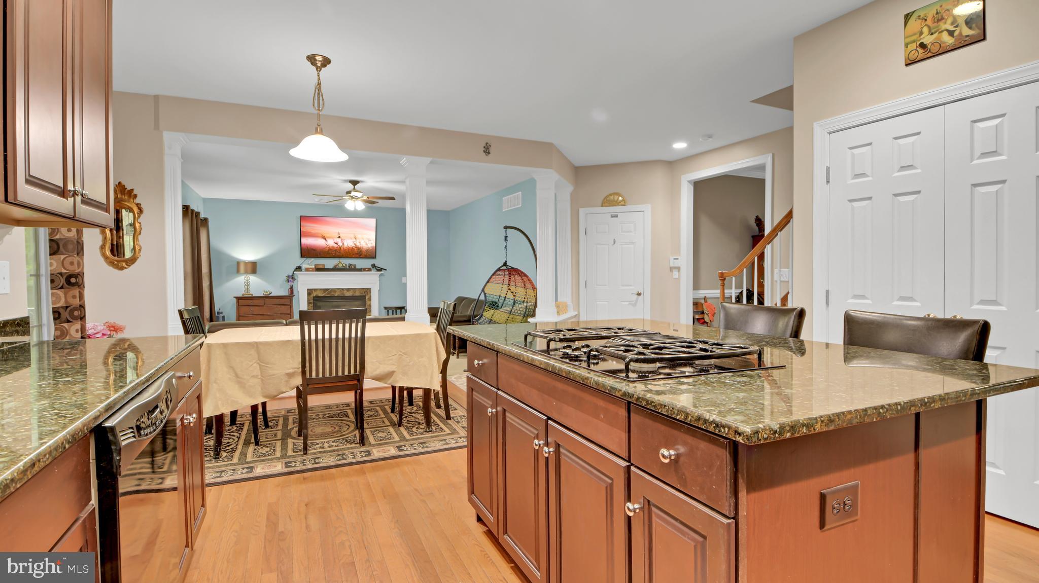 MOUNT TABOR GLEN - Residential