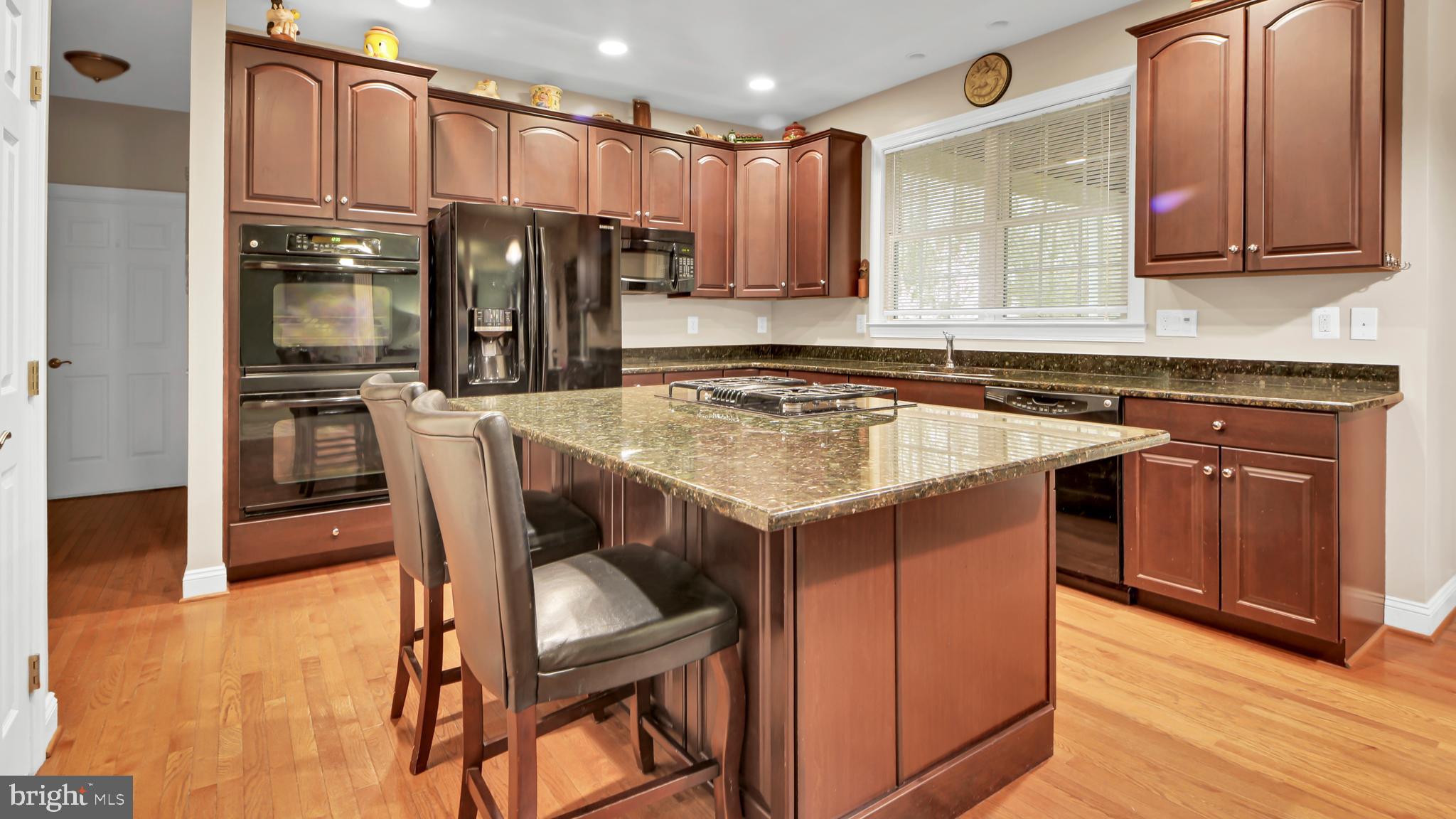 MOUNT TABOR GLEN - Residential