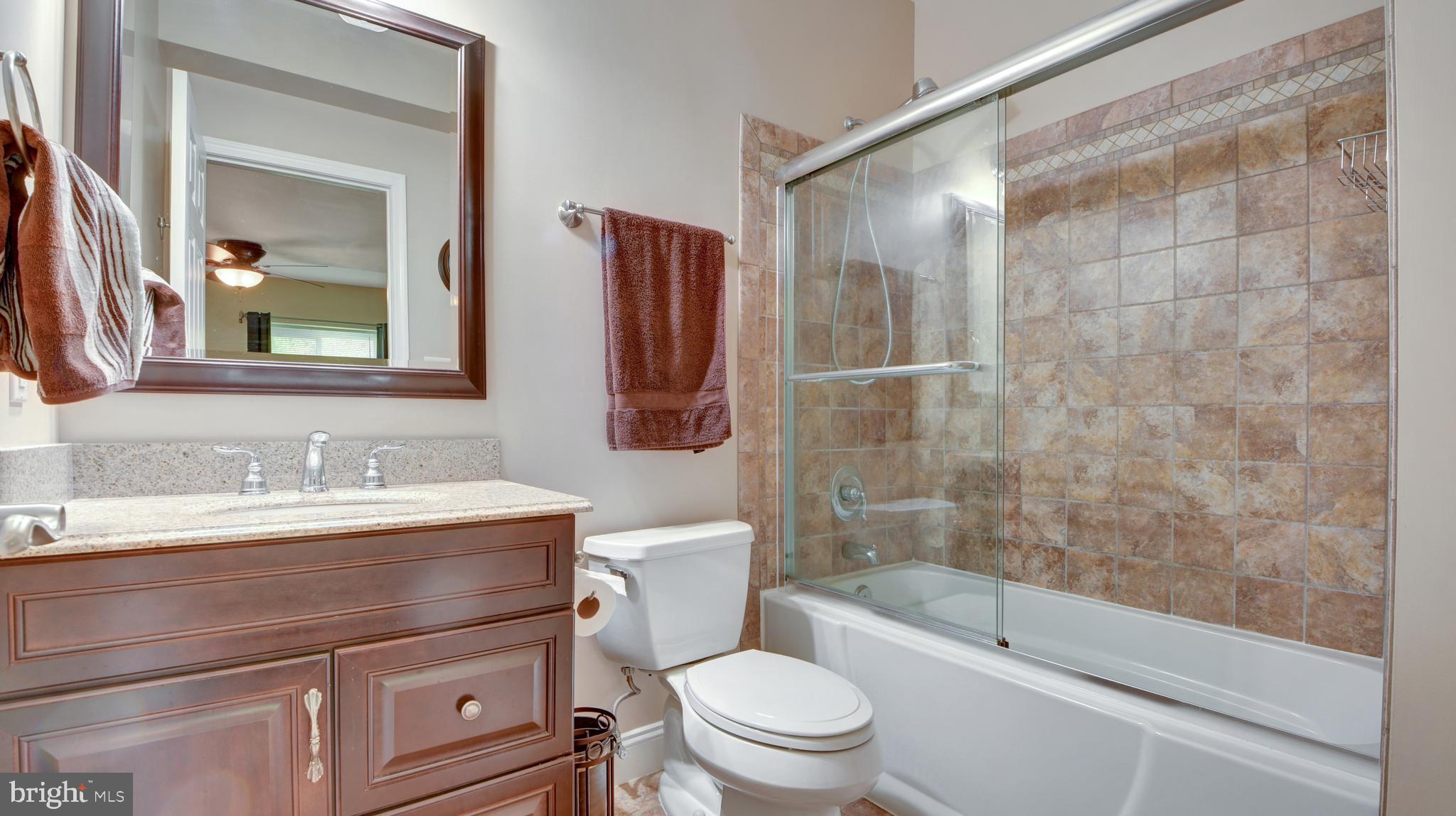 MOUNT TABOR GLEN - Residential