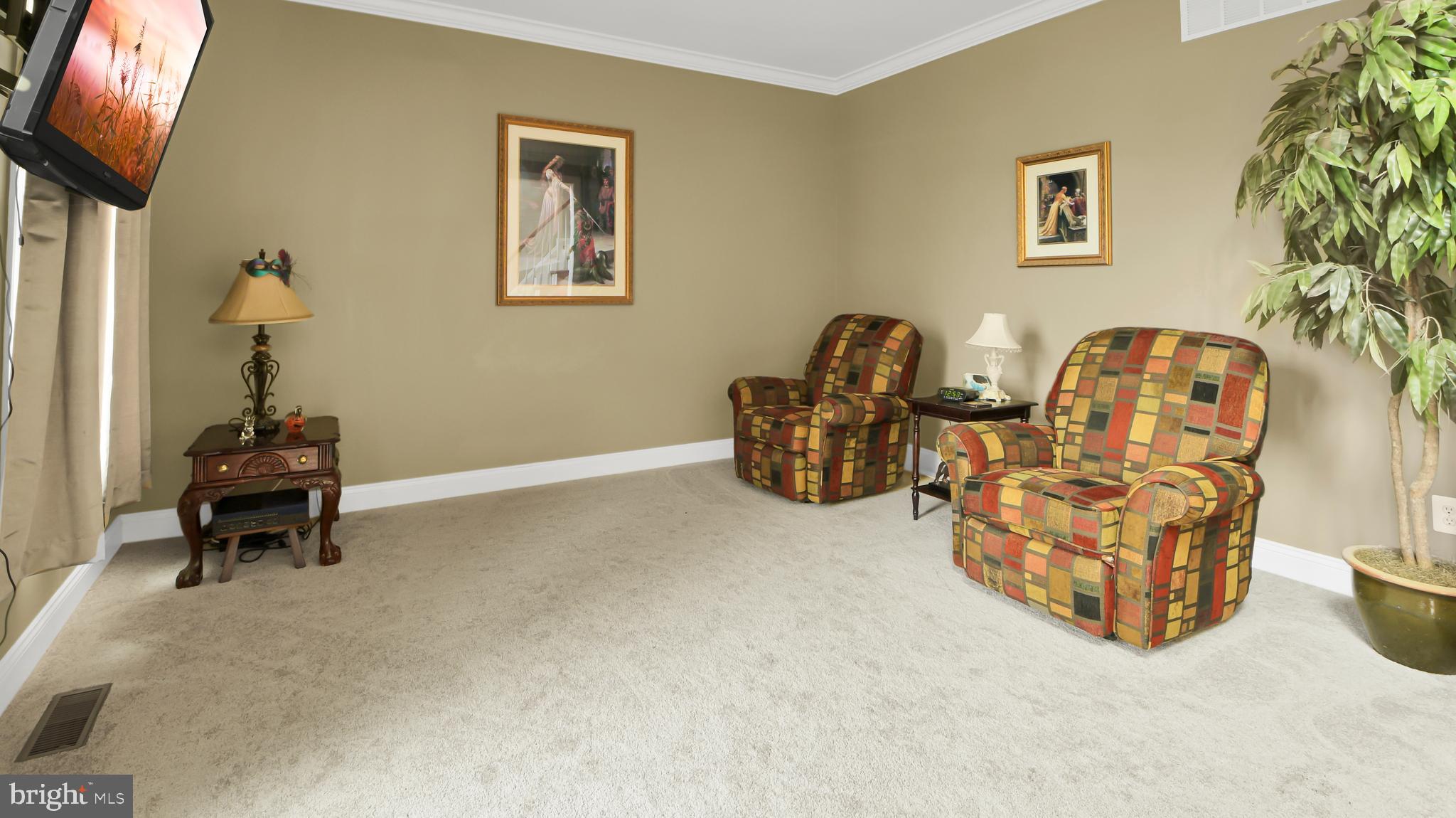 MOUNT TABOR GLEN - Residential