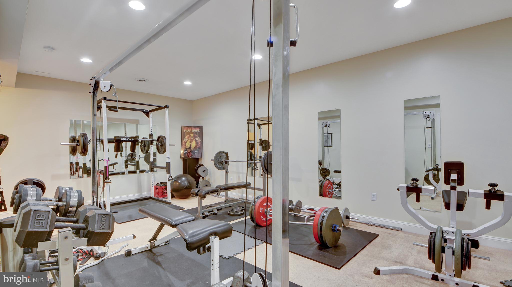 MOUNT TABOR GLEN - Residential