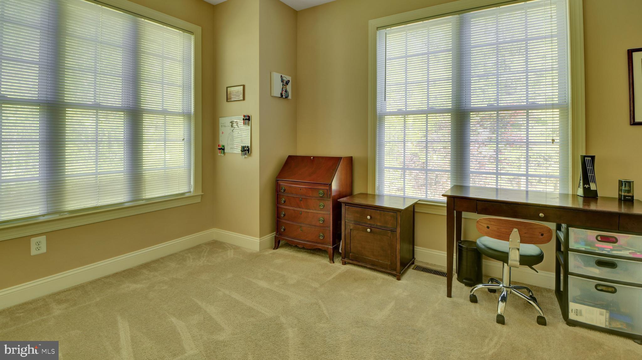 MOUNT TABOR GLEN - Residential