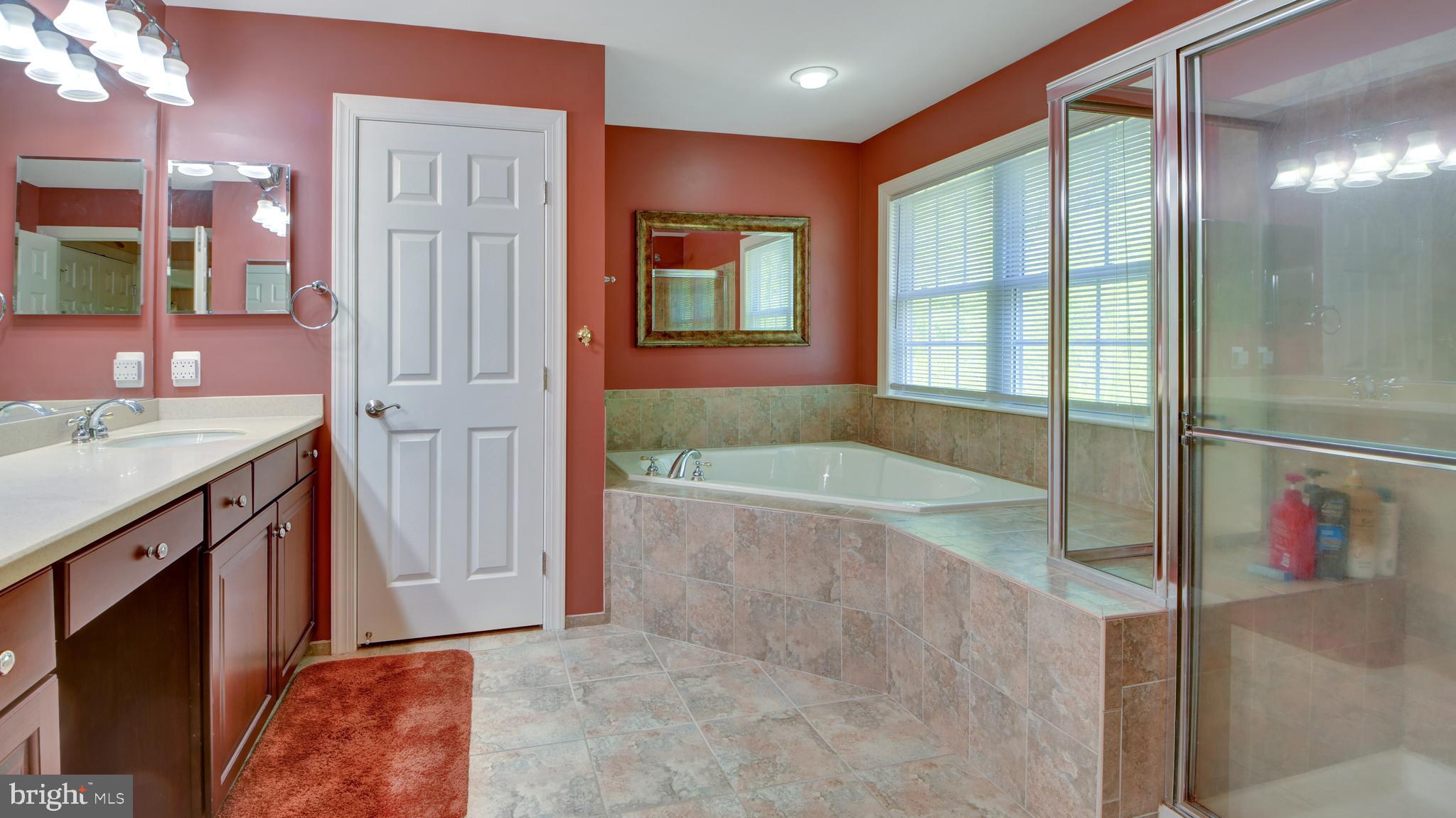 MOUNT TABOR GLEN - Residential