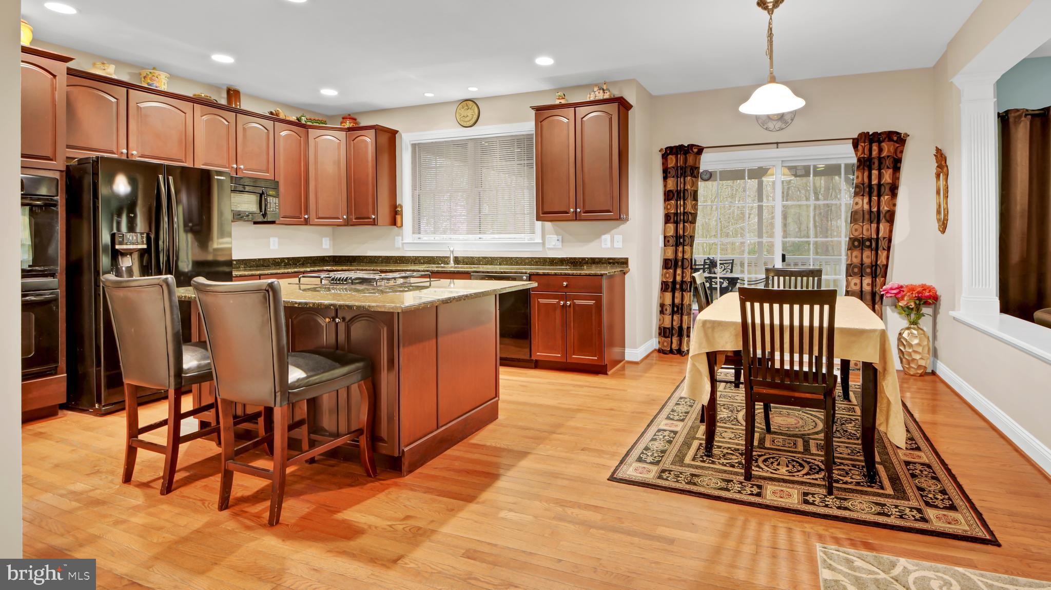 MOUNT TABOR GLEN - Residential