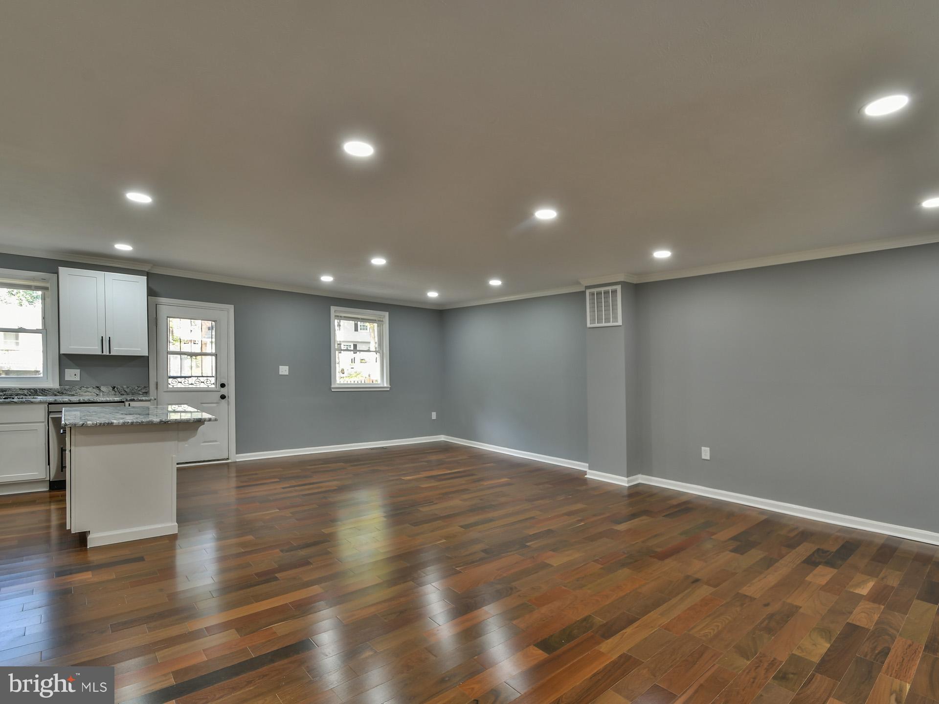 6918 PINE VALLEY DRIVE