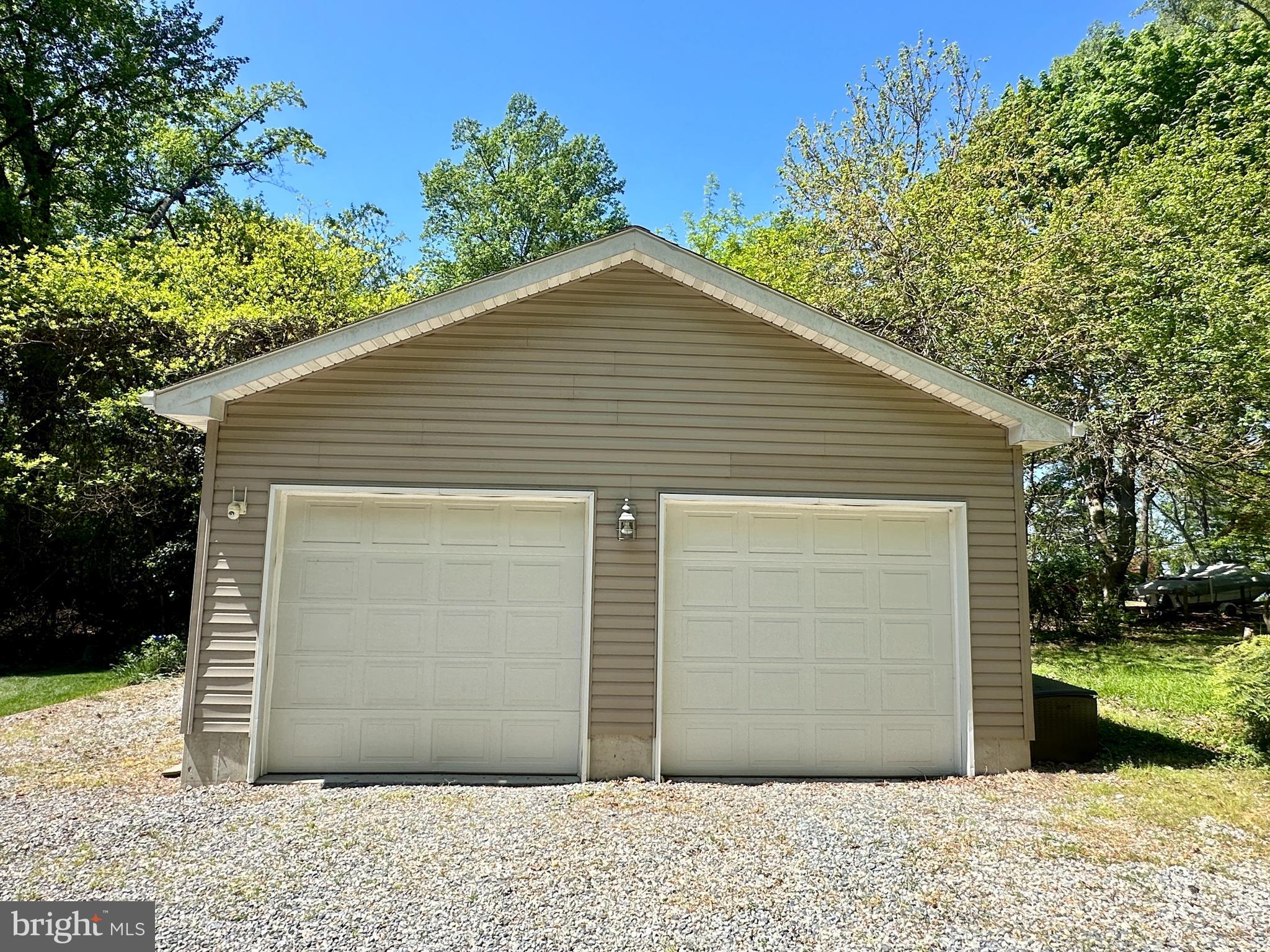 165 CONNECTICUT AVENUE