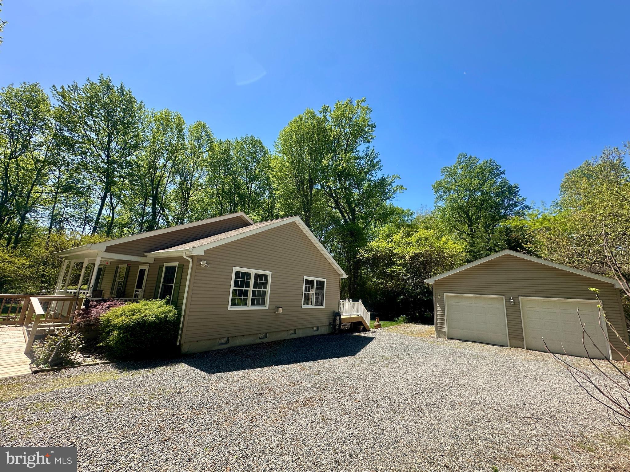 165 CONNECTICUT AVENUE