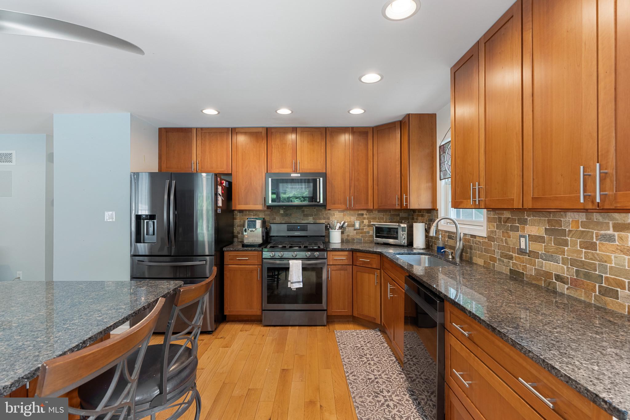 CHESAPEAKE HAVEN - Residential