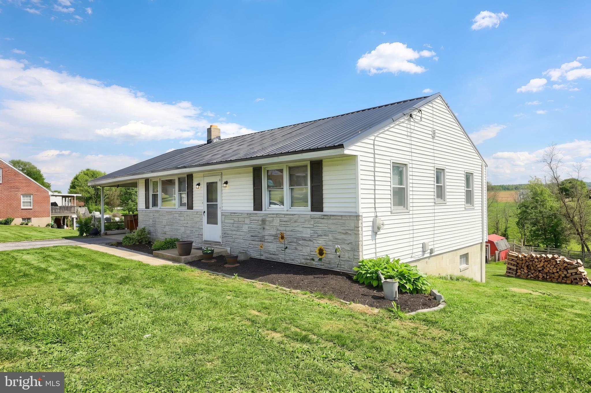 4834 E PROSPECT ROAD