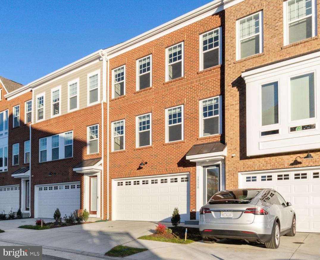 WOODLANDS AT GOOSE CREEK - Residential