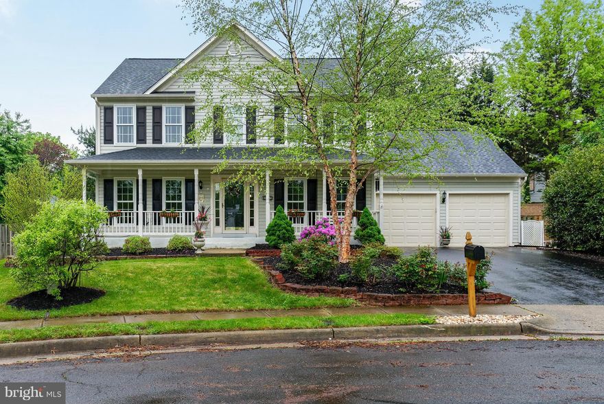 *ENVISION LISTENING TO THE SOUND OF YOUR 3 WATERFALLS THRUGHOUT YOUR HOME OR POOLSIDE THIS SUMMER*SCREENED PORCH INVITES ADDL RELAXING*THE KITCHEN HAS BEEN TOTALLY RENOVATED W/CUSTOM CABS/APPL/LIGHTING*WD FLRS ON MAIN&UL*ROOF 2013*NEW HVAC 2016*WINDOWS 2014*NEW POOL HEATER 2016*3 GENEROROUS BDRS/3.5 BTHS*FIN LL W/REC RM/OFFICE/STORAGE/FBTH*CULDESAC LOC & A GRACIOUS FRNT PORCH TO WELCOME YOU HOME*