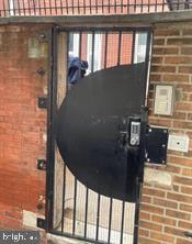 FAIRMOUNT - Residential Lease