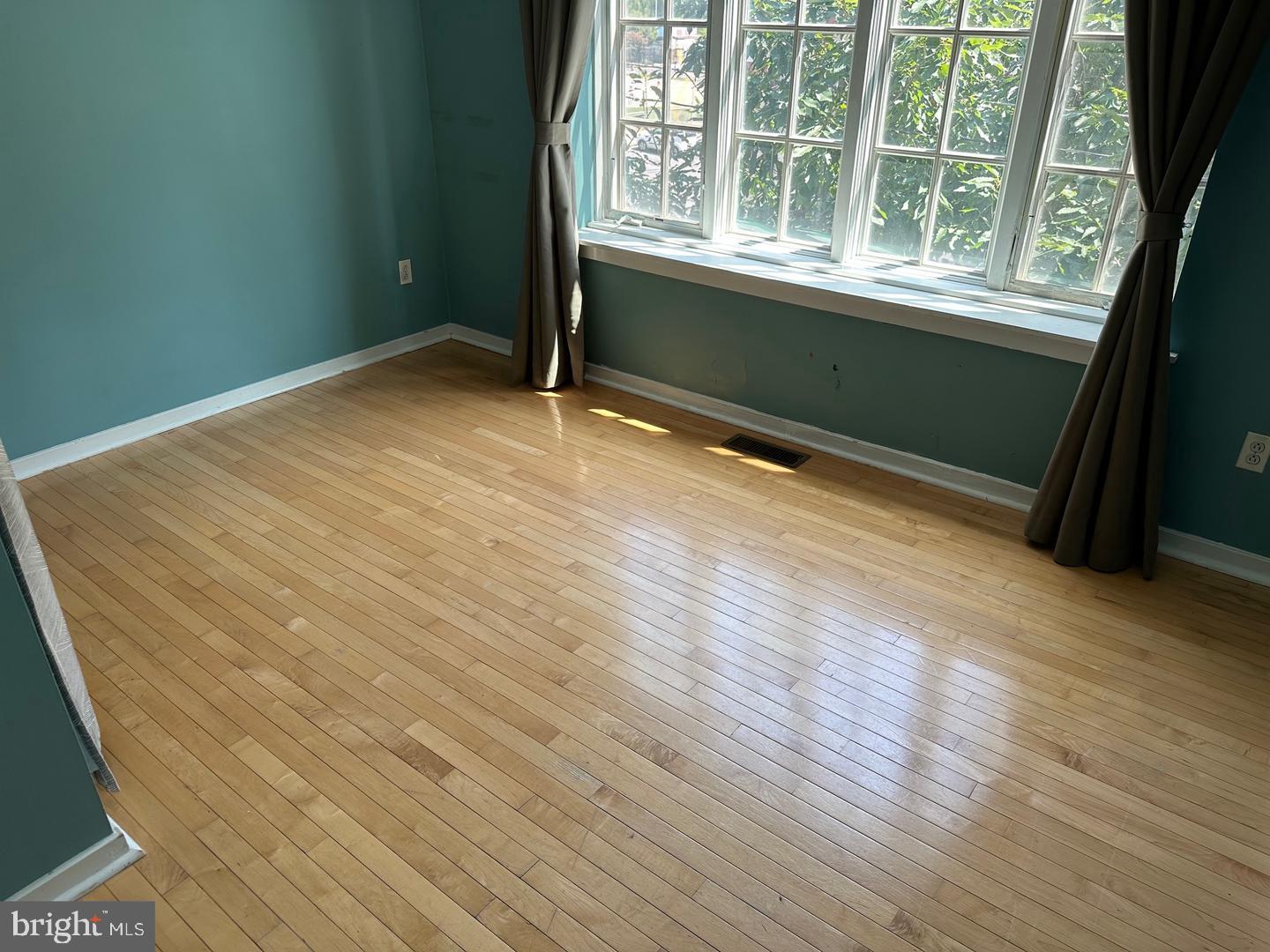 FAIRMOUNT - Residential Lease