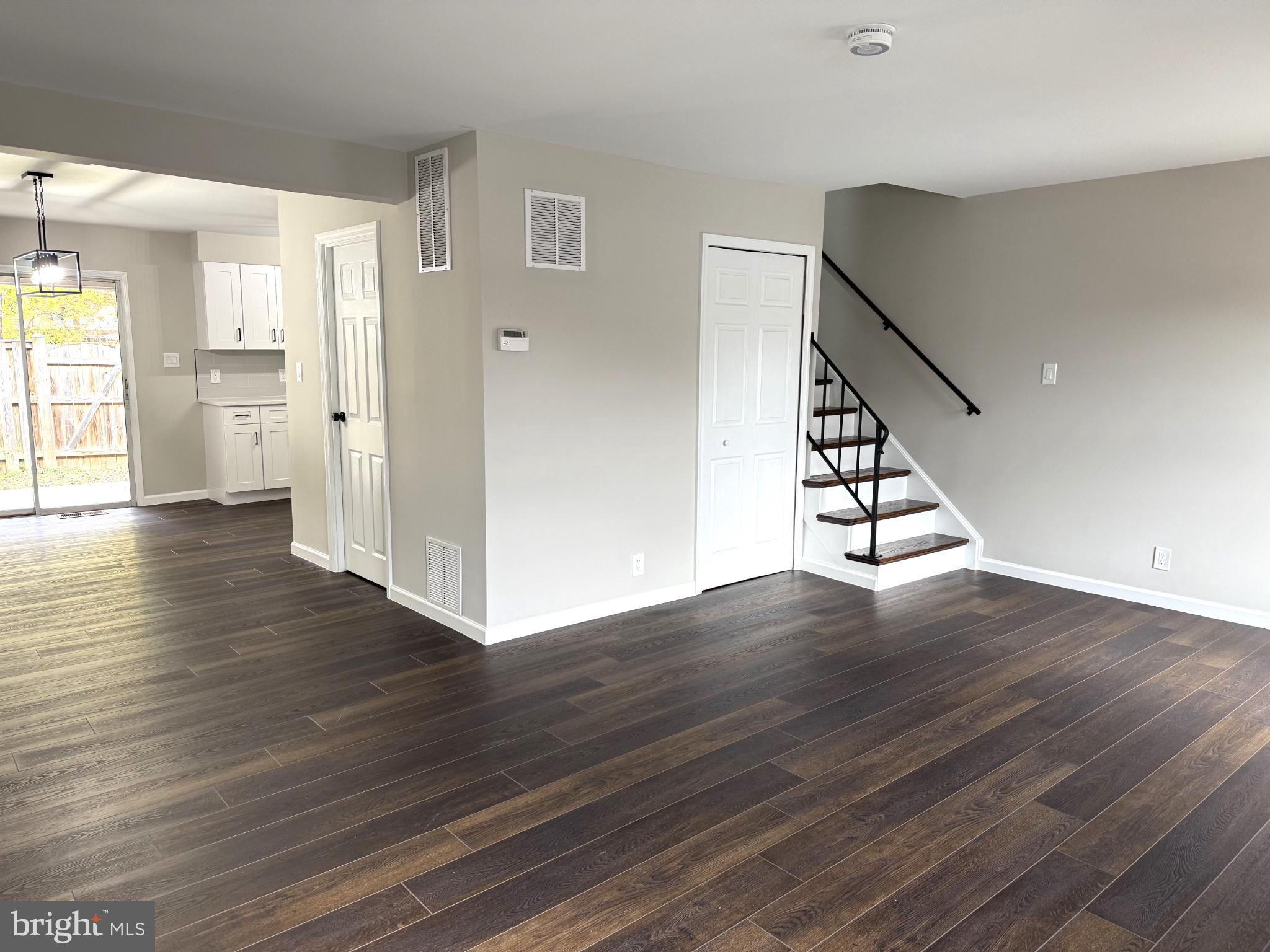 PEMBROOK OF LOUDOUN - Residential