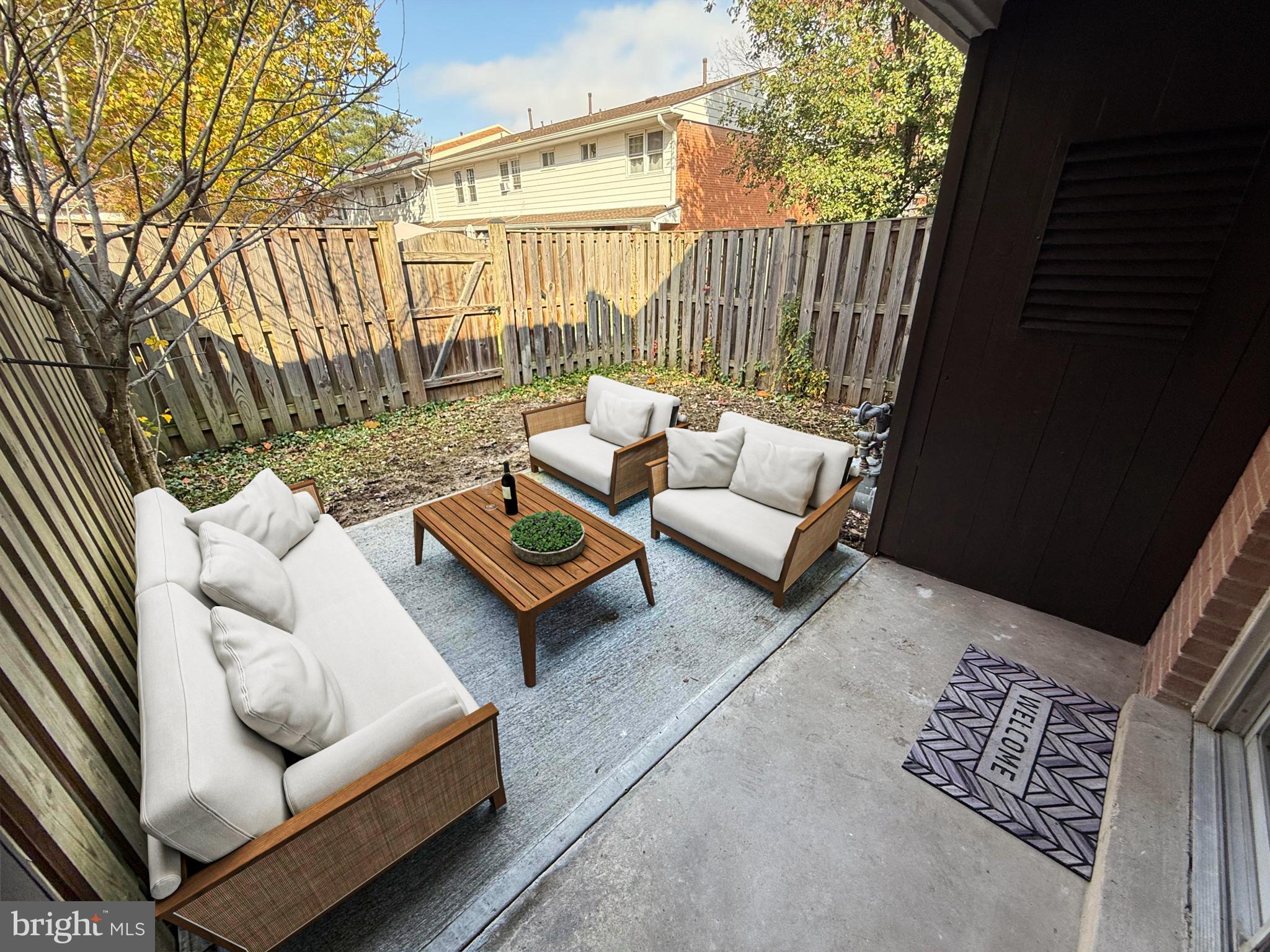 PEMBROOK OF LOUDOUN - Residential