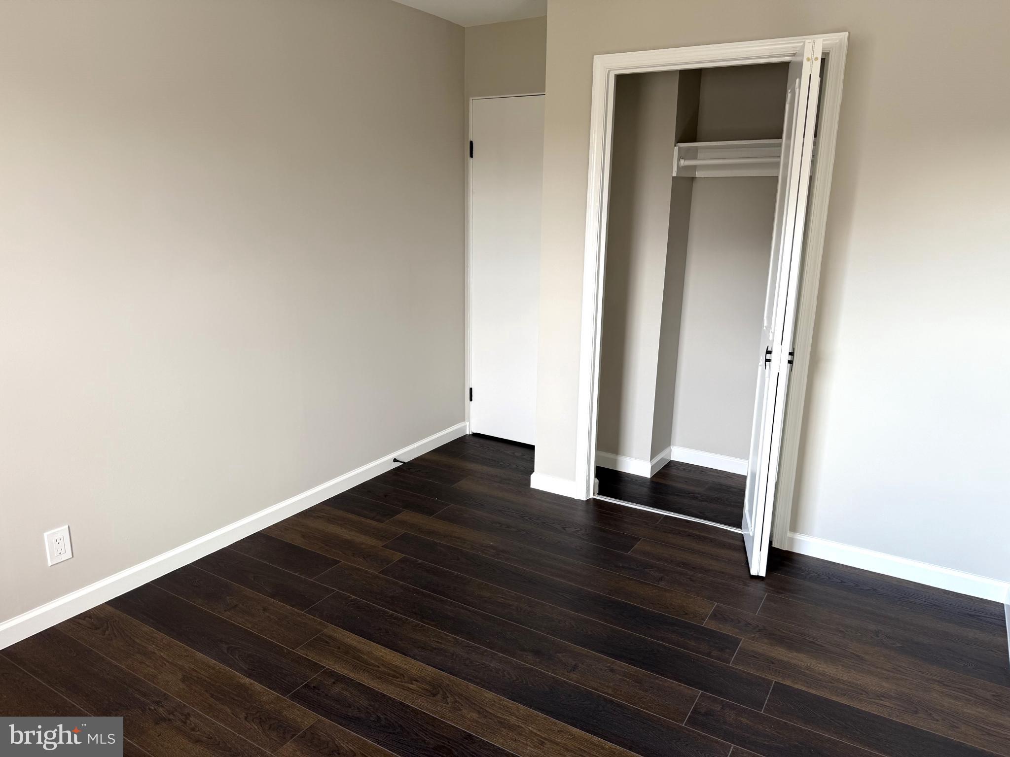 PEMBROOK OF LOUDOUN - Residential