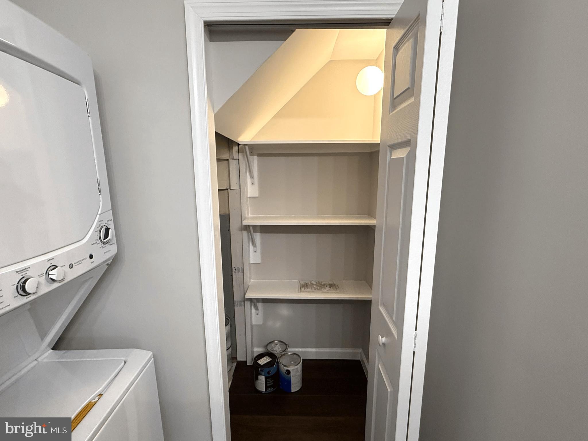 PEMBROOK OF LOUDOUN - Residential