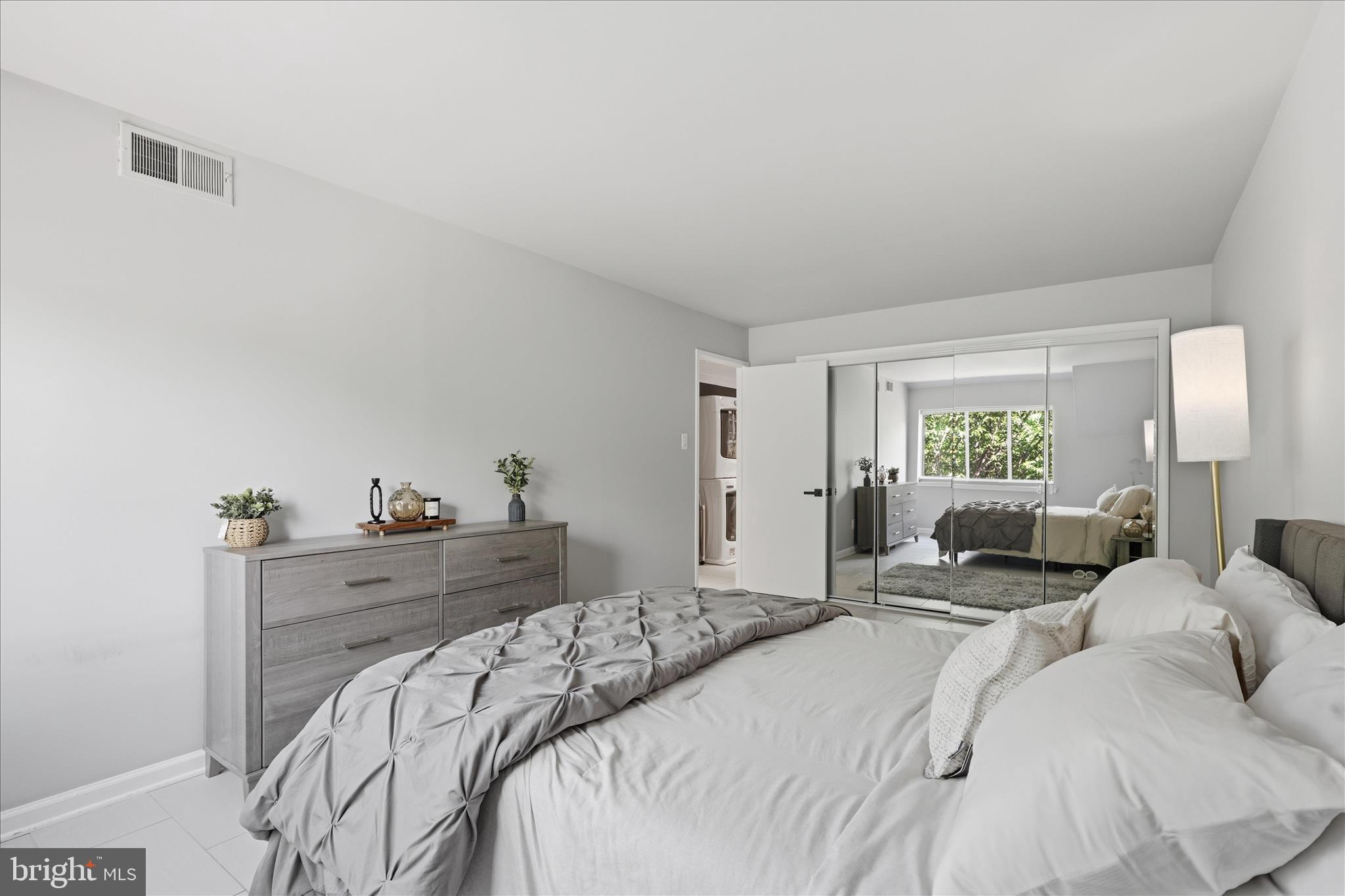 BENTANA PARK - Residential