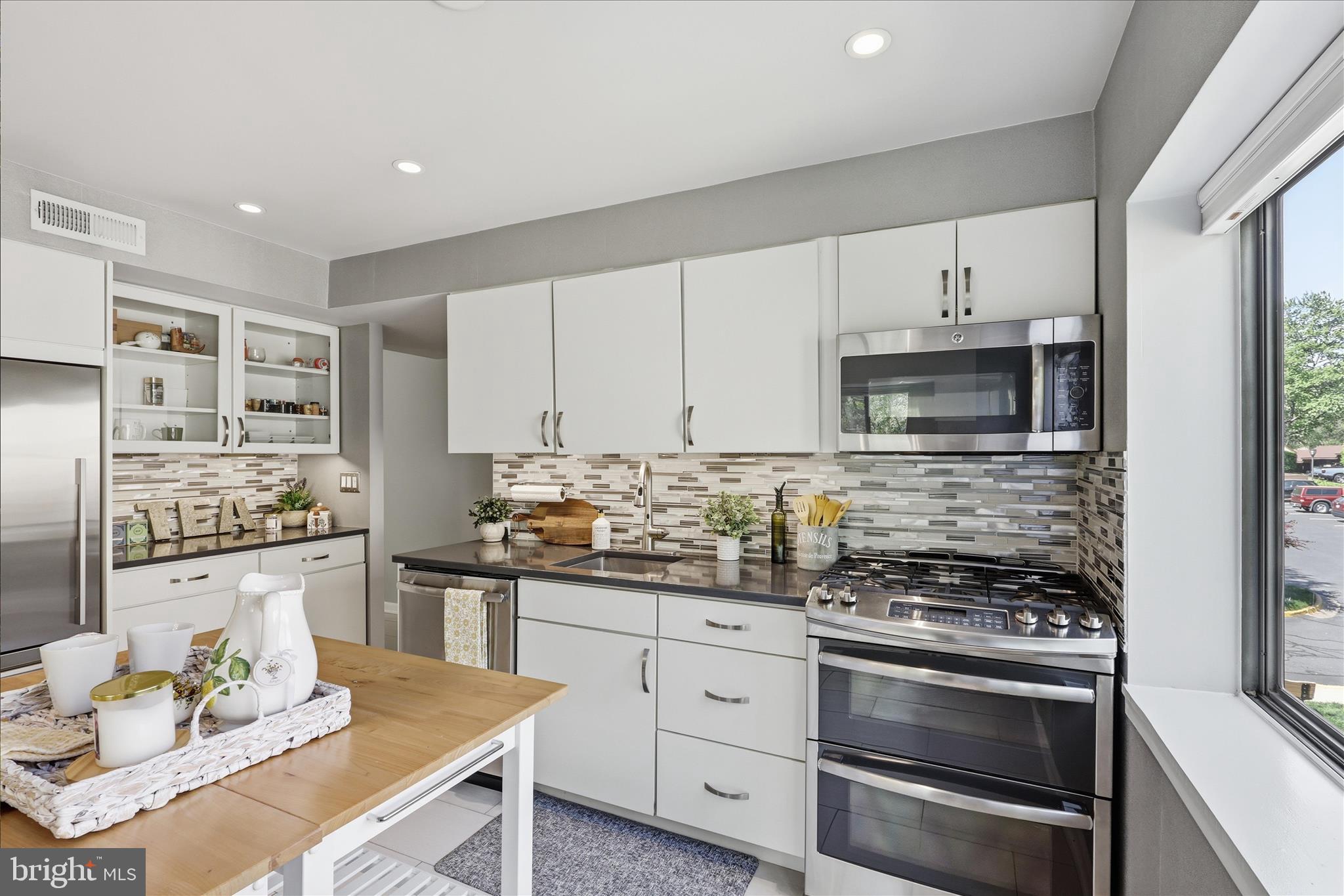 BENTANA PARK - Residential