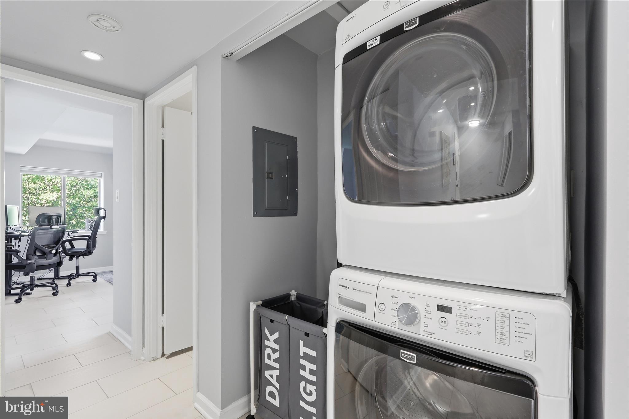 BENTANA PARK - Residential